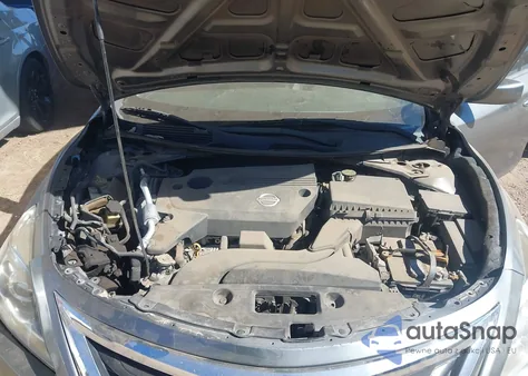 2015 Nissan Altima 2.5 S z USA, uszkodzony, nr VIN 1N4AL3AP9FC417929